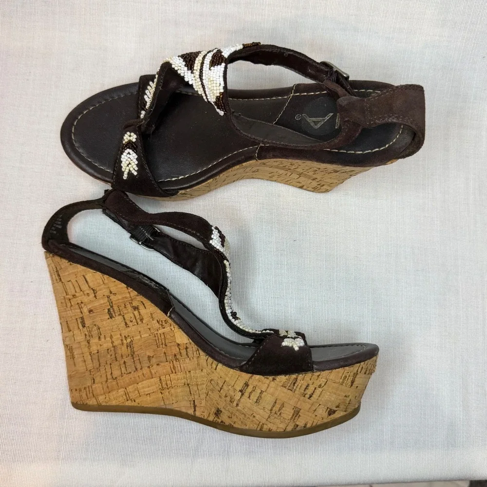 Vintage Y2K 90's MIA Suri Brown Suede Beaded Cork Wedge Platform Sandals 5M Boho